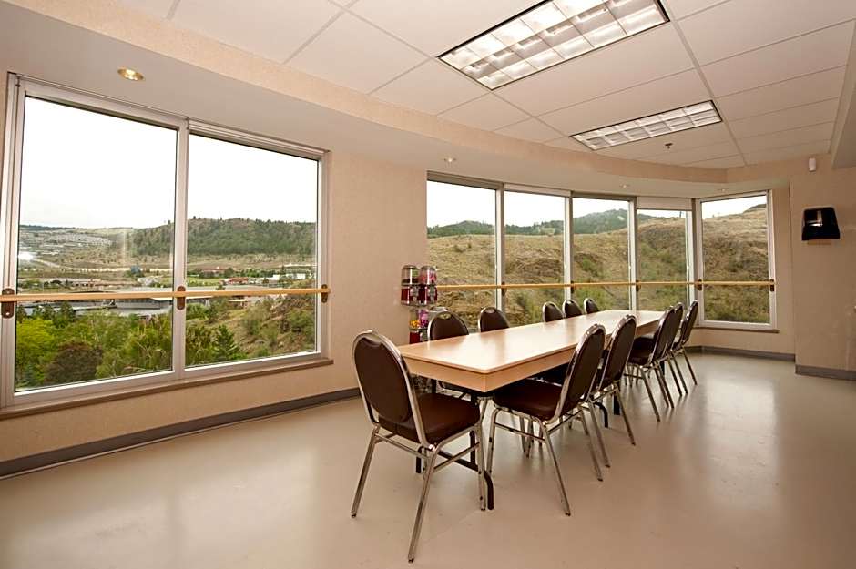 Residence & Conference Centre - Kamloops