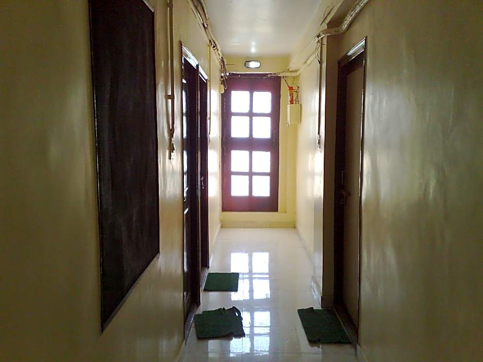 Shanti Guest House - Manikarnika Ghat