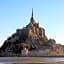 Mouton Blanc Hotel
