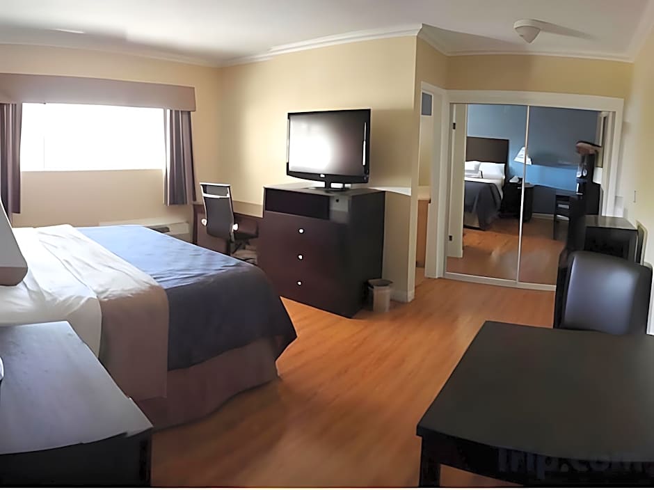 Metropolitan Inn & Suites