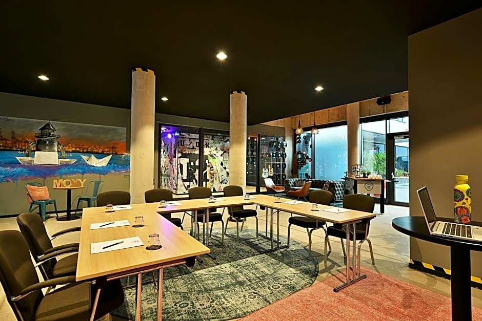 Moxy Hamburg Altona