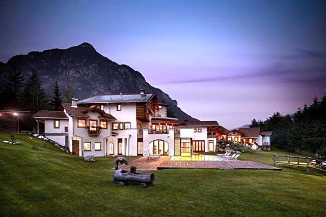 Castelir Suite Hotel