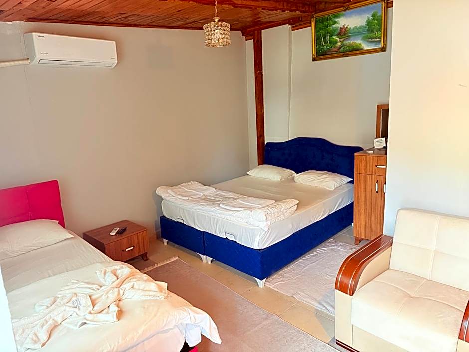 ÖZ Butik Otel Antik Kent Myrleia