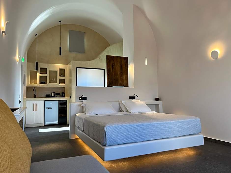 Elements Cozy Suites Pyrgos