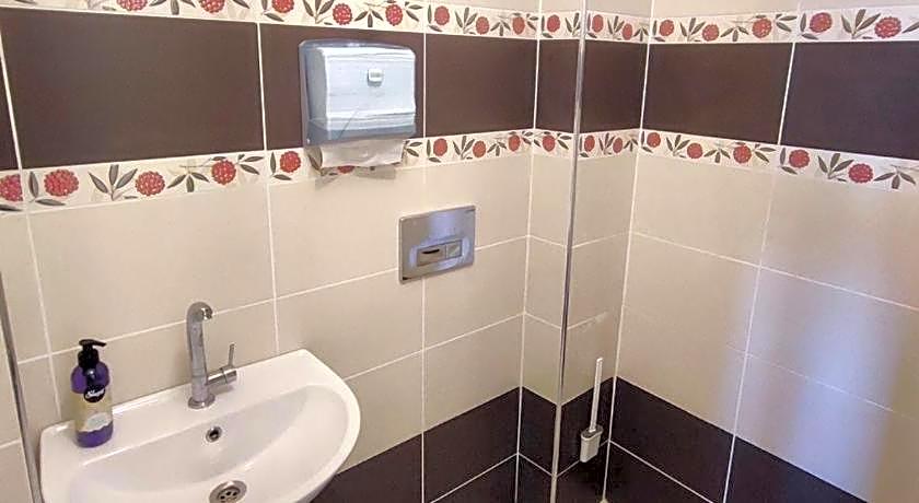 Erom Otel