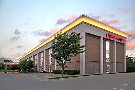 Hampton Inn Lawrence