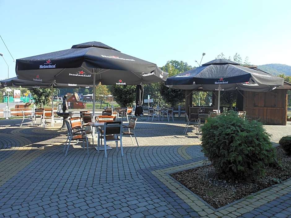 Hotel i Restauracja Bona