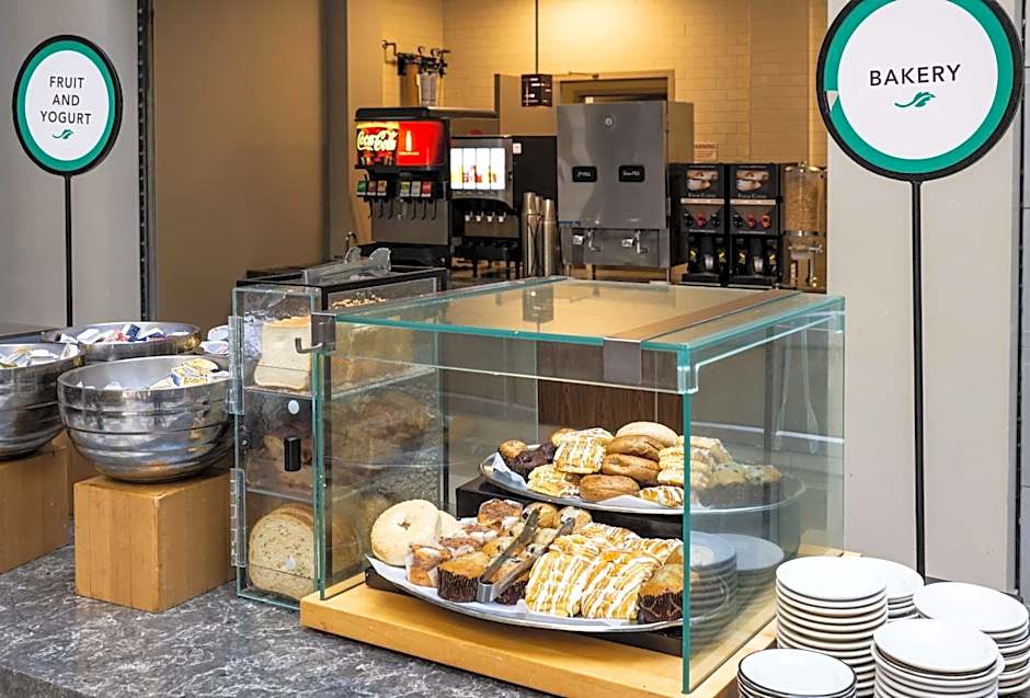 Embassy Suites by Hilton Bloomington / Minneapolis