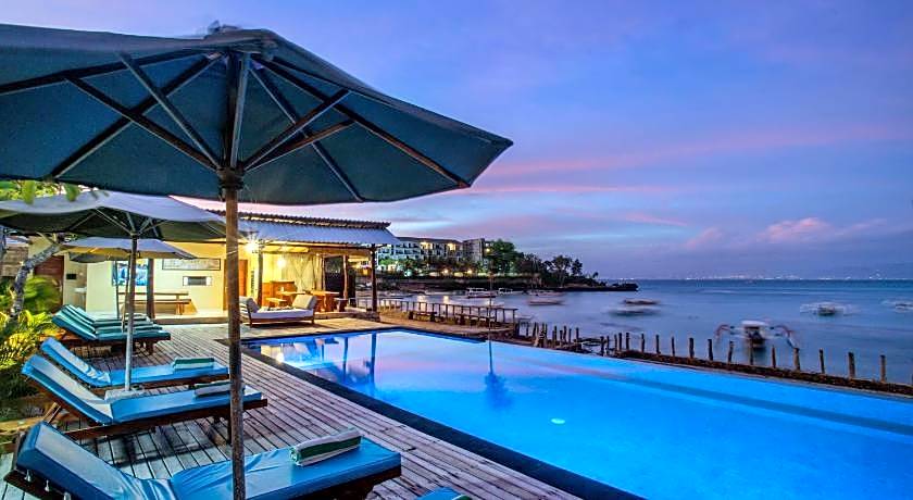 D'Muncuk Huts Lembongan