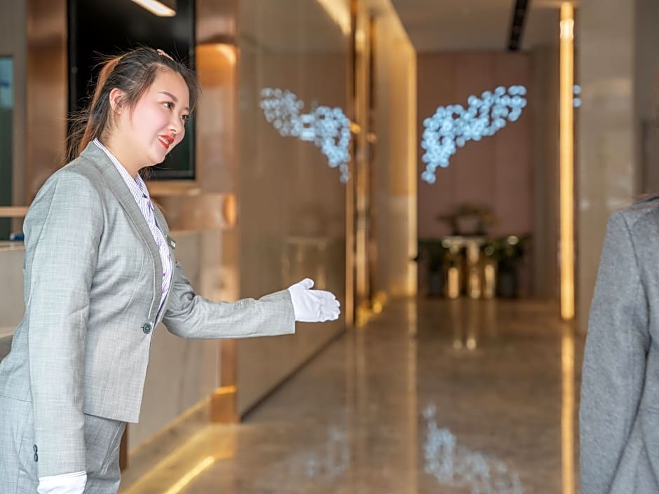 Lavande Hotel Pingyi Junhe Road