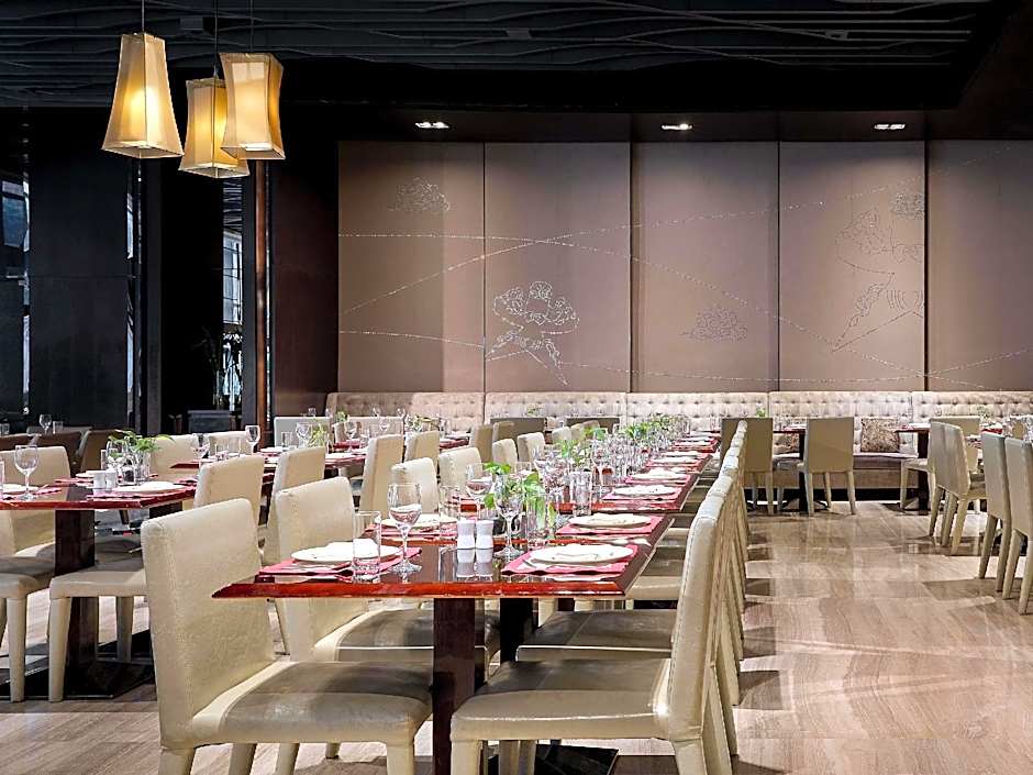 Pullman Weifang