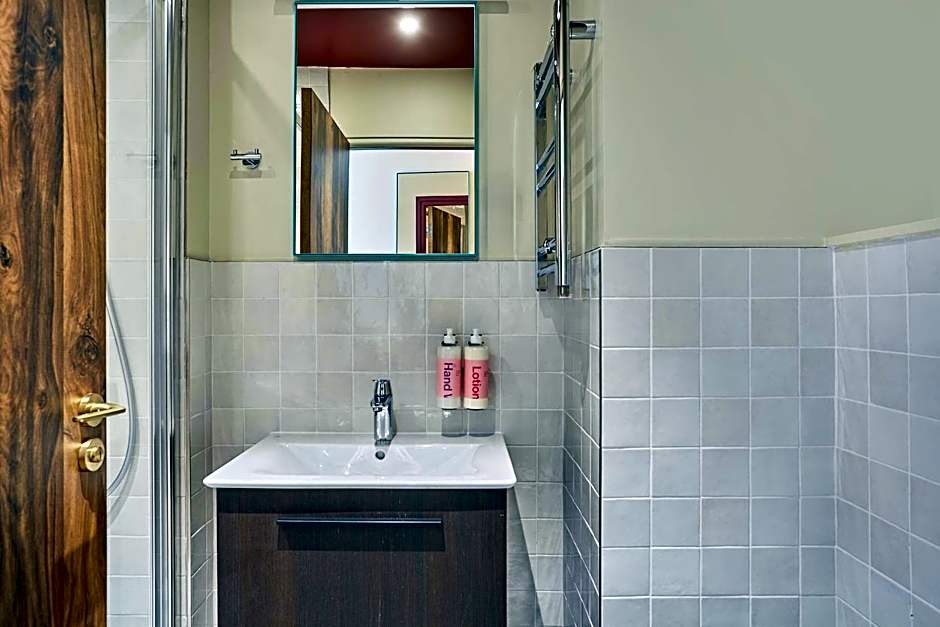 Numa Paris Champs-Élysées