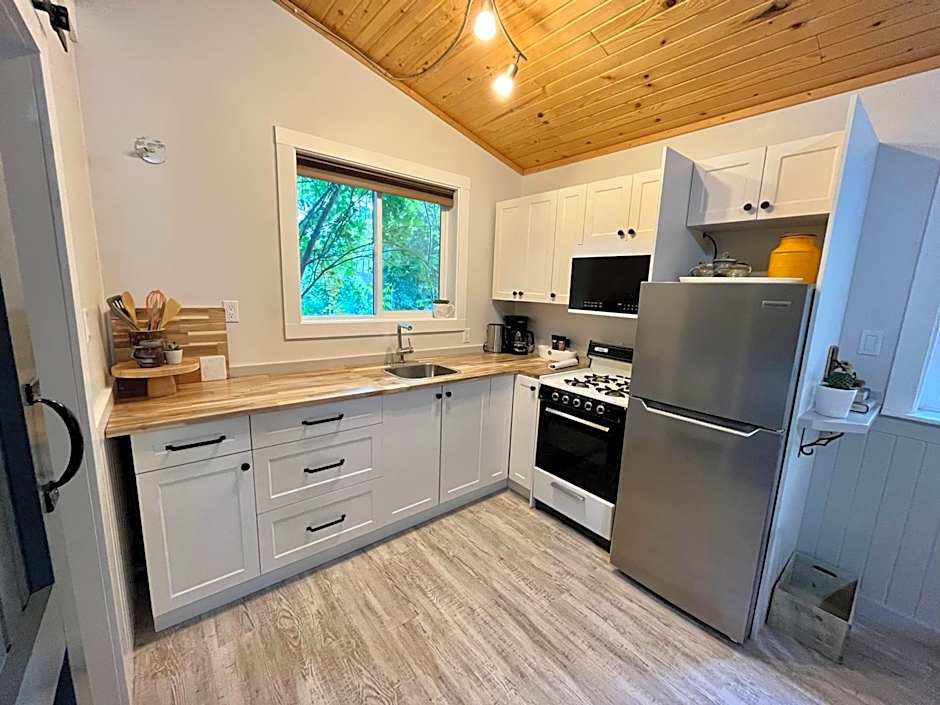 Barefoot Villas and Retreat