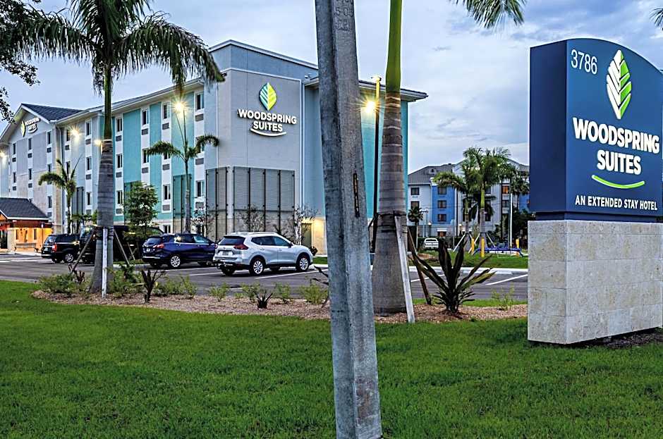 WoodSpring Suites Naples