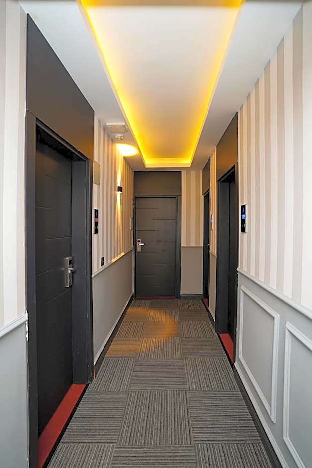 Miss Cleopatra Hotel