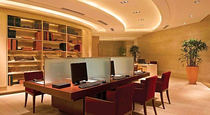 Trident, Bandra Kurla, Mumbai