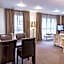 Museum Apartment Hotel, Independent Collection by EVT