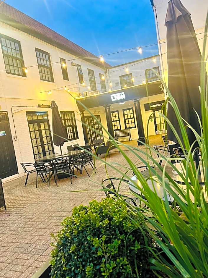 Lion Hotel