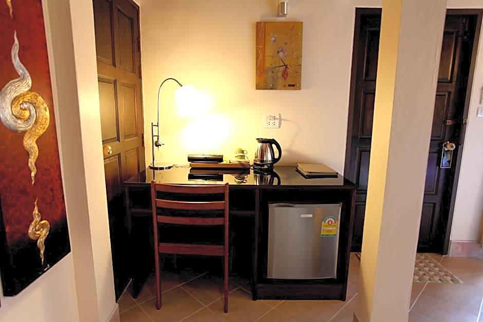 Ao Nang Home Stay - Adults Only