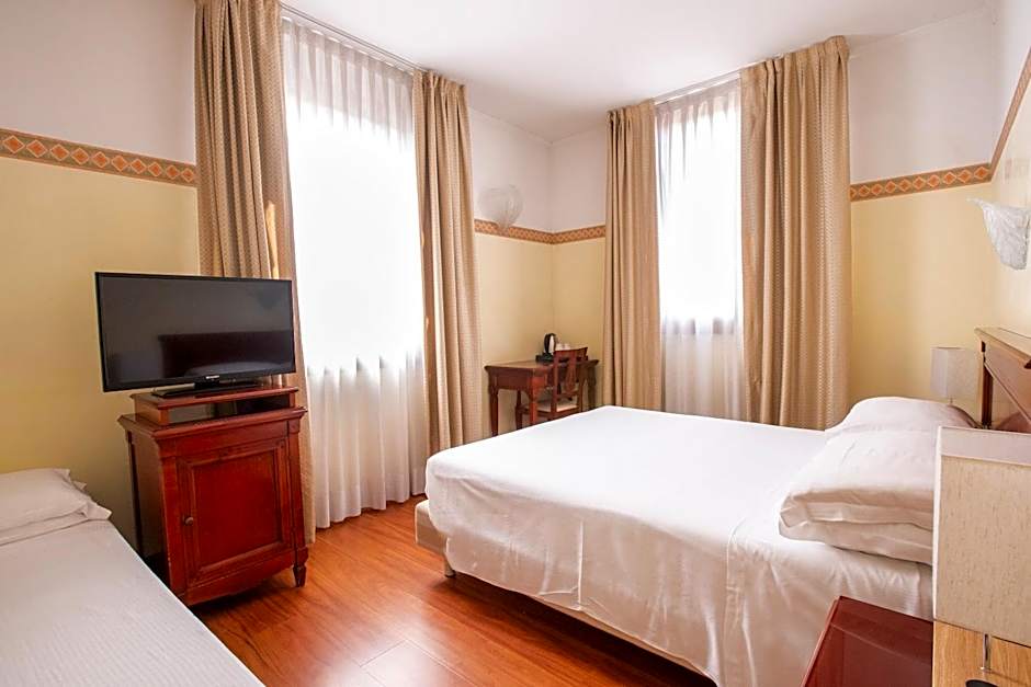 Hotel Russo Palace