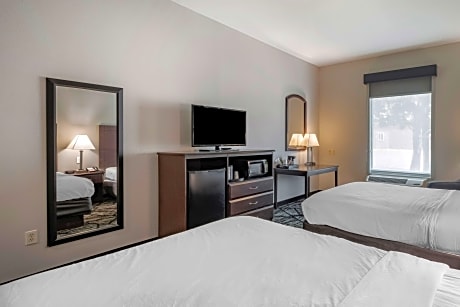 2 Queen Beds, Mobility Accessible, Communication Assistance, Roll In Shower, Non-Smoking, Full Break