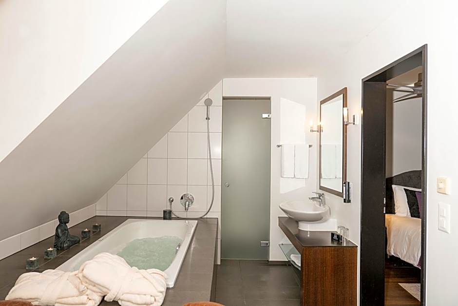 Boutique Hotel Weisses Kreuz - Adult only Hotel