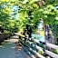 Annaswood B&B & Walking Tour