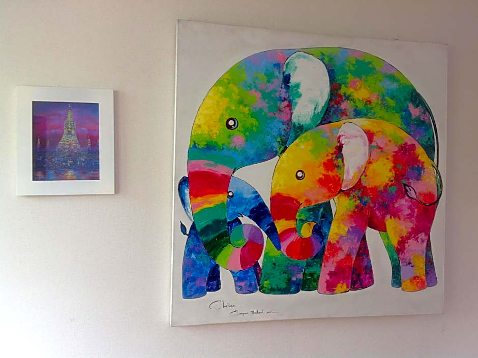 Nang Ta Yon @ Ban Thap Chang Hostel