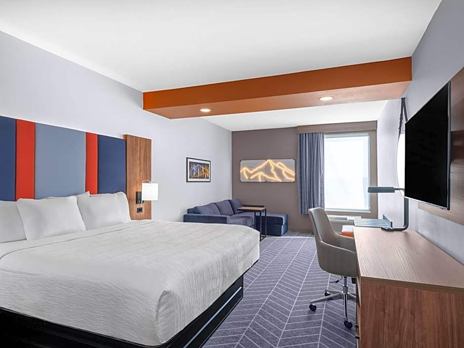 La Quinta by Wyndham Chelsea Birmingham