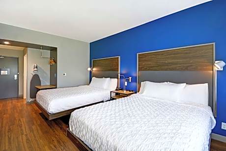 Queen Room with Two Queen Beds