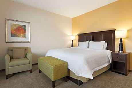 Premium King Room - Non-Smoking