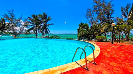 Beachside Living