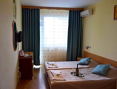 Triple Room with Balcony