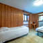 Hotel & Restaurant Perret - Mountain People