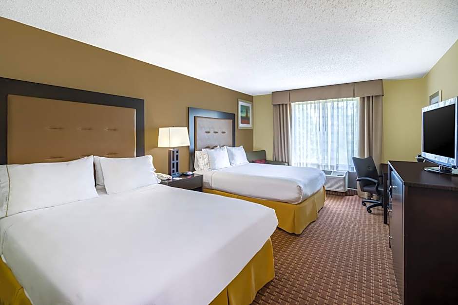 Holiday Inn Express Hotel & Suites-North East By IHG