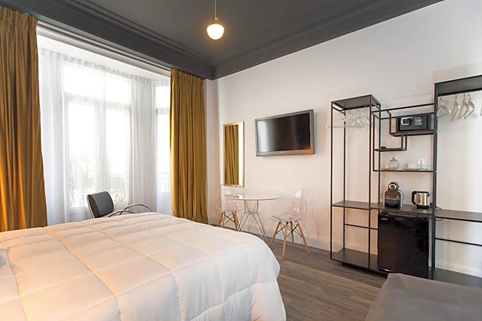 Arome Hotel