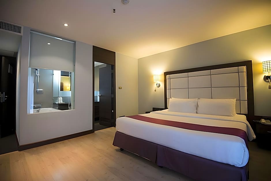 Sukhumvit Suites Hotel