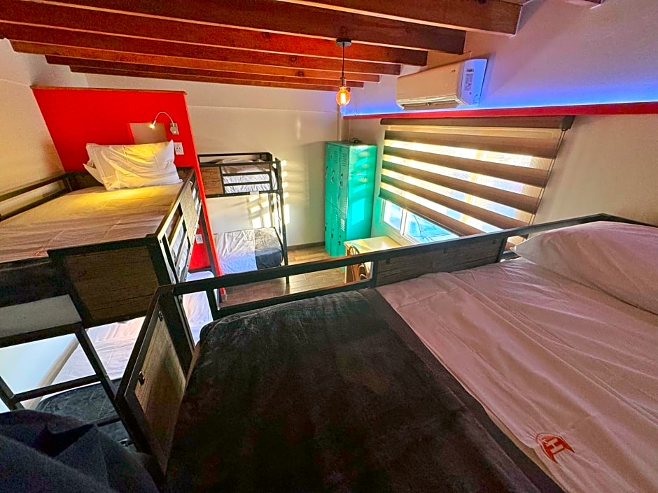 Paris Hostel