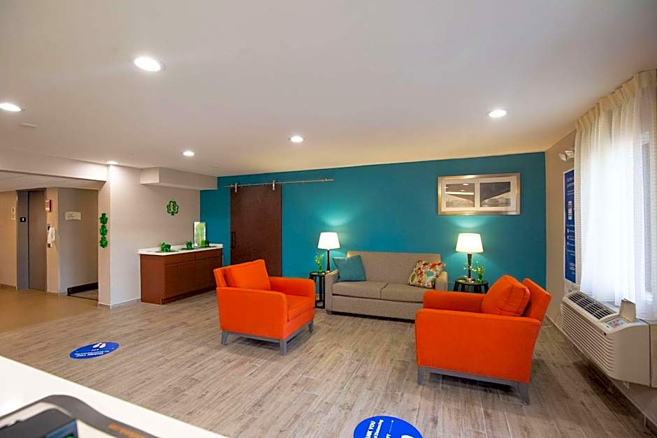 Quality Inn & Suites Hammond Near I-8090