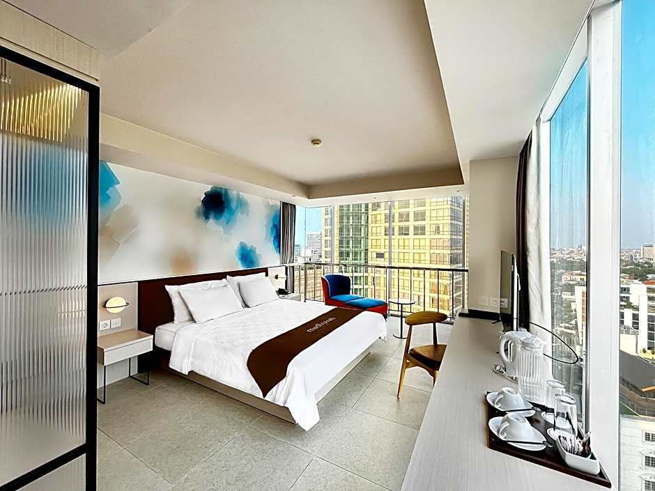 Photo 1 of 3 of Superior 1 King Bed