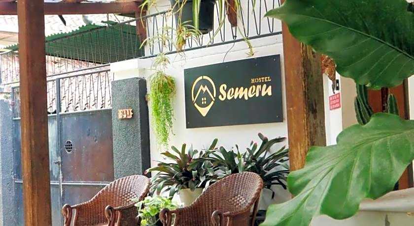 Semeru Hostel Malang