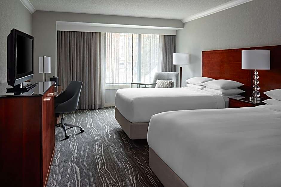Halifax Marriott Harbourfront Hotel
