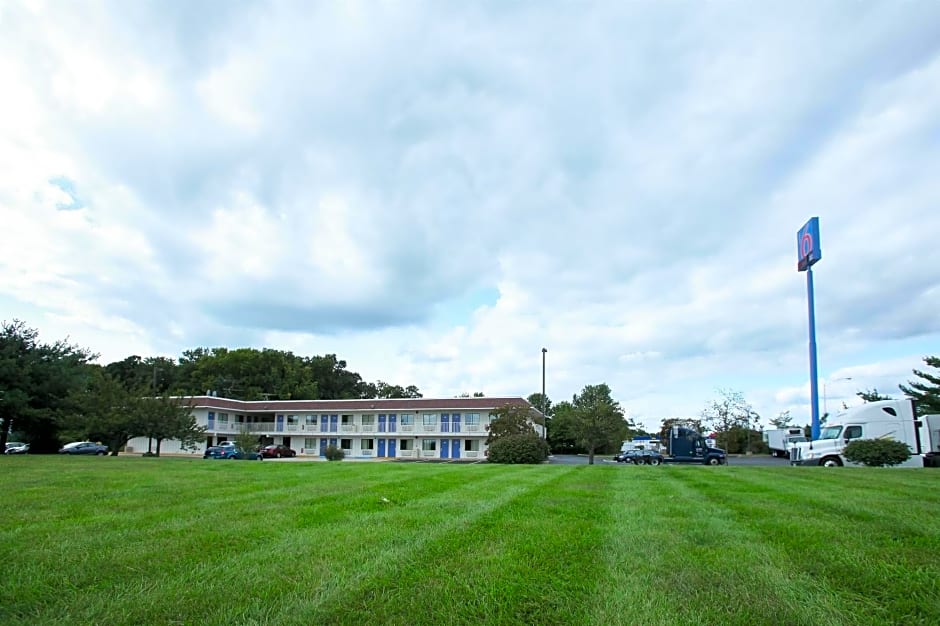 Motel 6 Elkton, MD