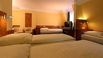 Hotel Astro