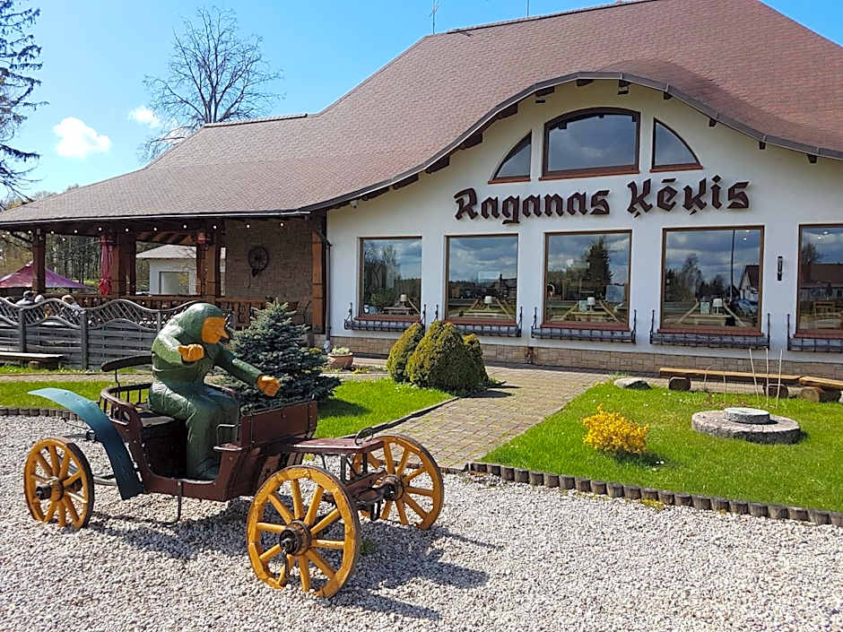 Raganas Ķēķis Hotel