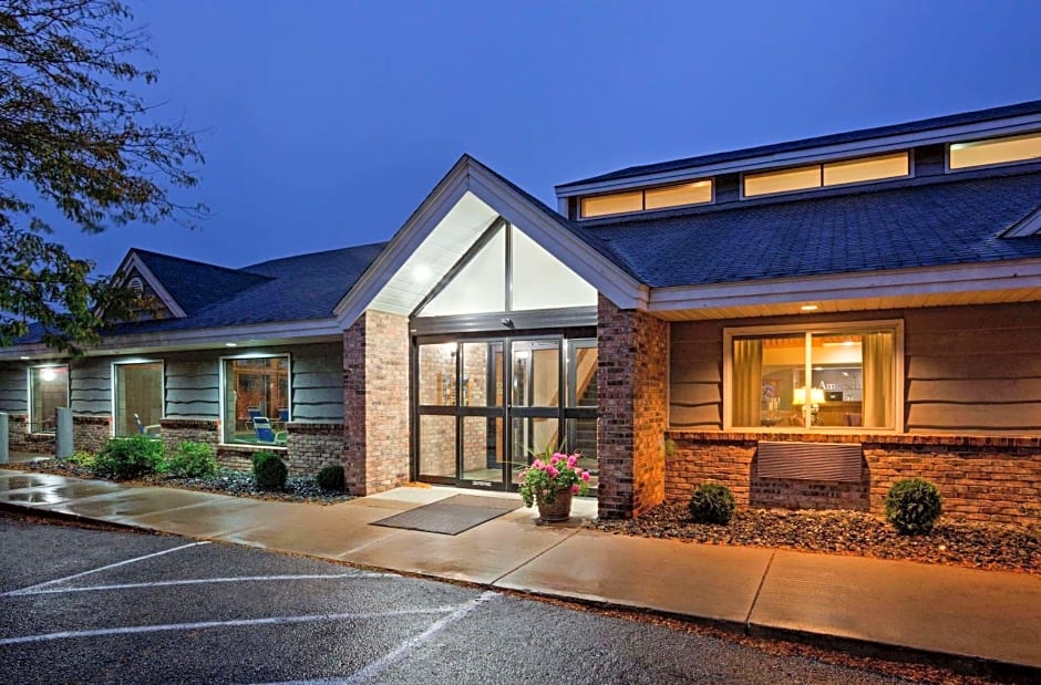 AmericInn by Wyndham Red Wing