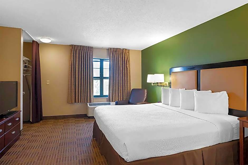 Baymont by Wyndham Auburn Hills South