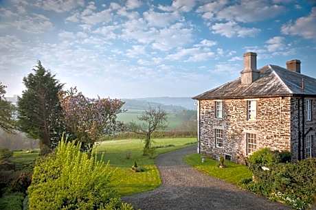 Beera Farmhouse