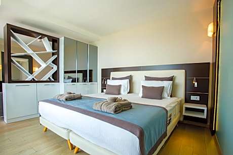 Suite with Sea View