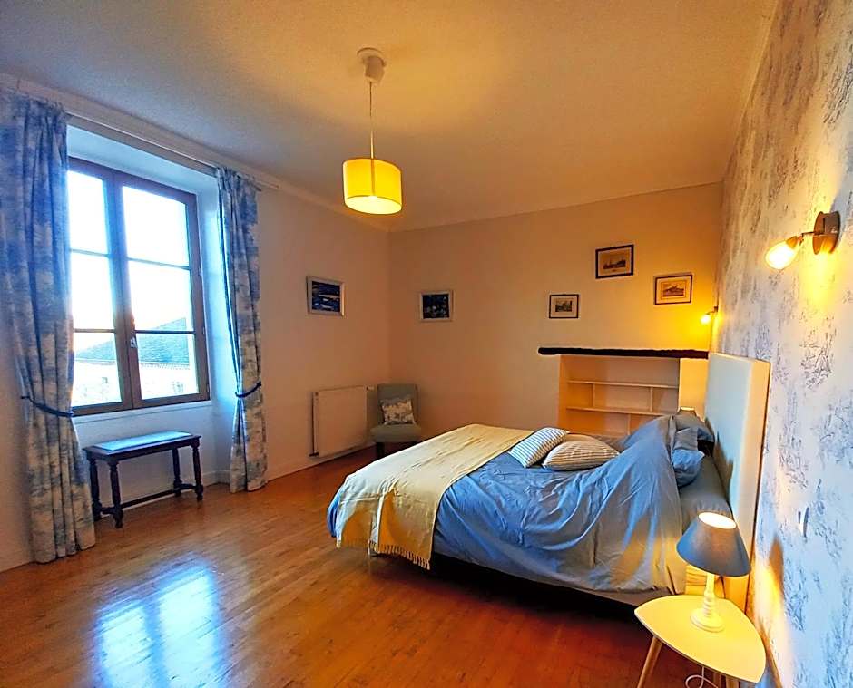 Au pays de Jacquou : Chambre d’hôtes et table d’hôtes